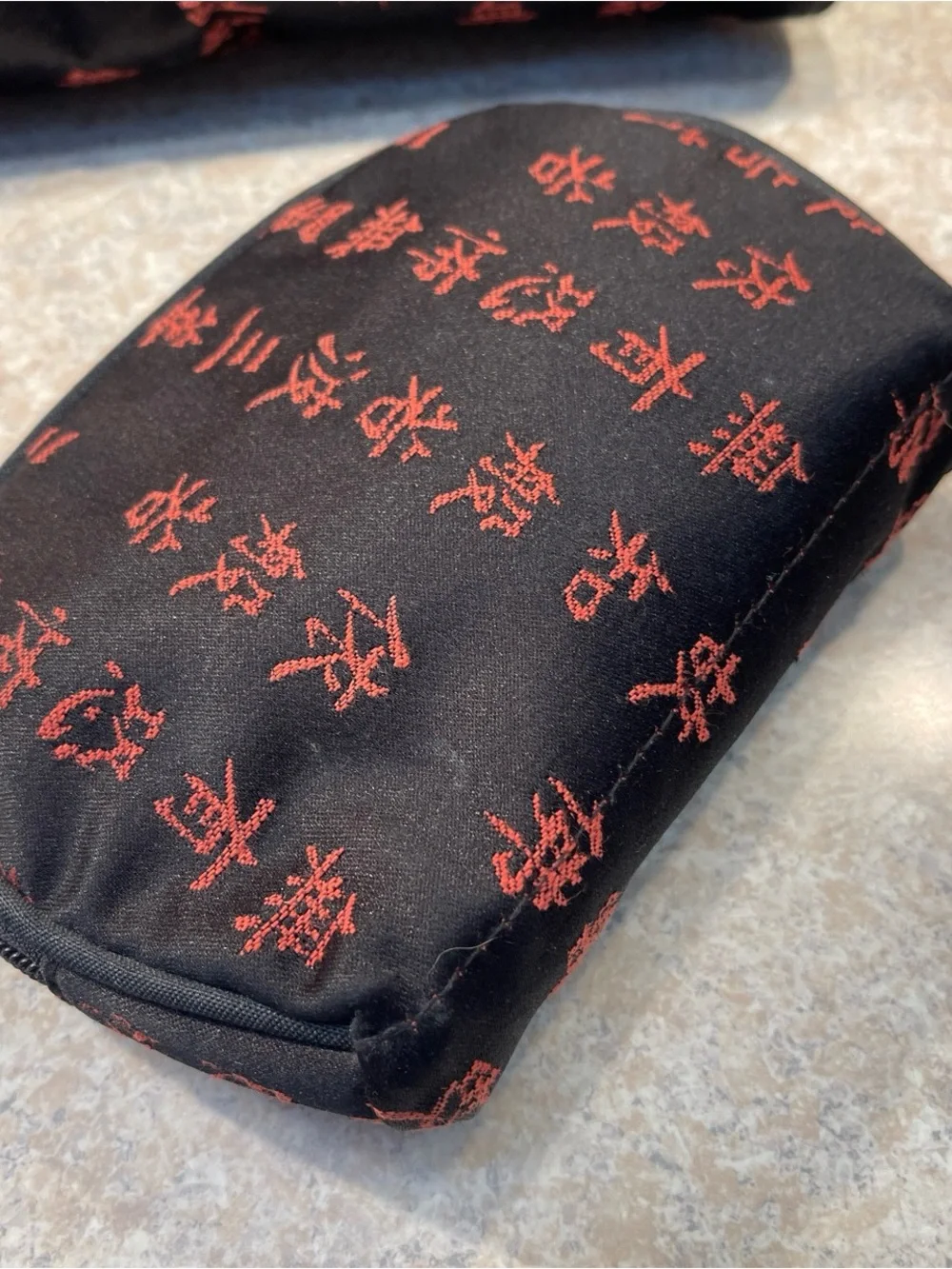 Y2K cosmetic travel set